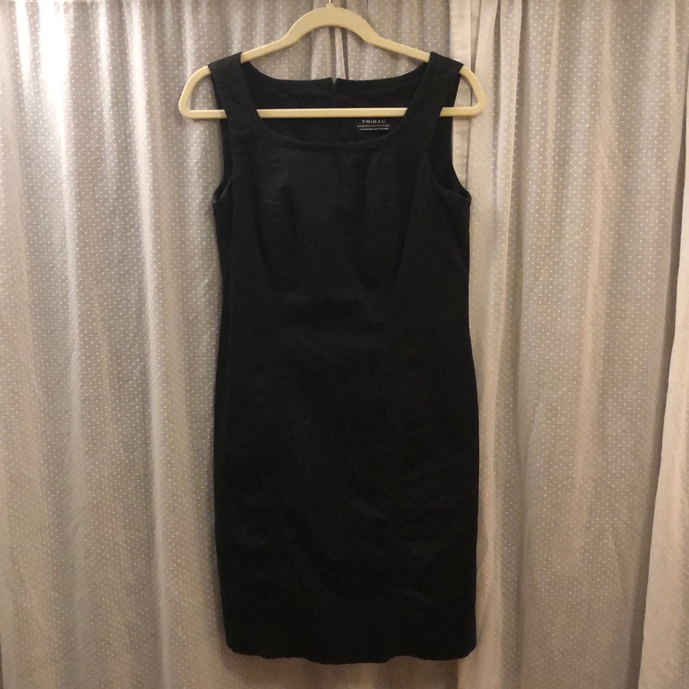 Simple Fitted Black Dress